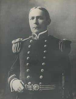 Oficial naval