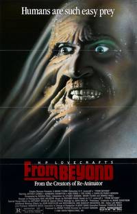 Pôster do filme From Beyond apresentando elementos de horror corporal